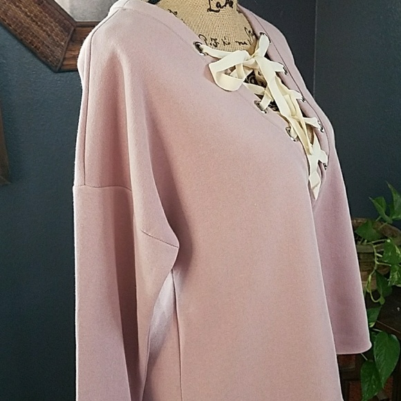 Pink Front Lace Up Crop Longsleeve Sweater - Picture 5 of 8